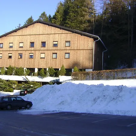 - Pichlarn Irdning דירה