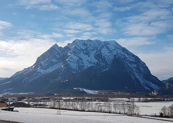 - Pichlarn Irdning * آيغن إم إنشتال