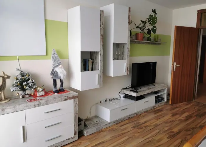 - Pichlarn Irdning شقة *